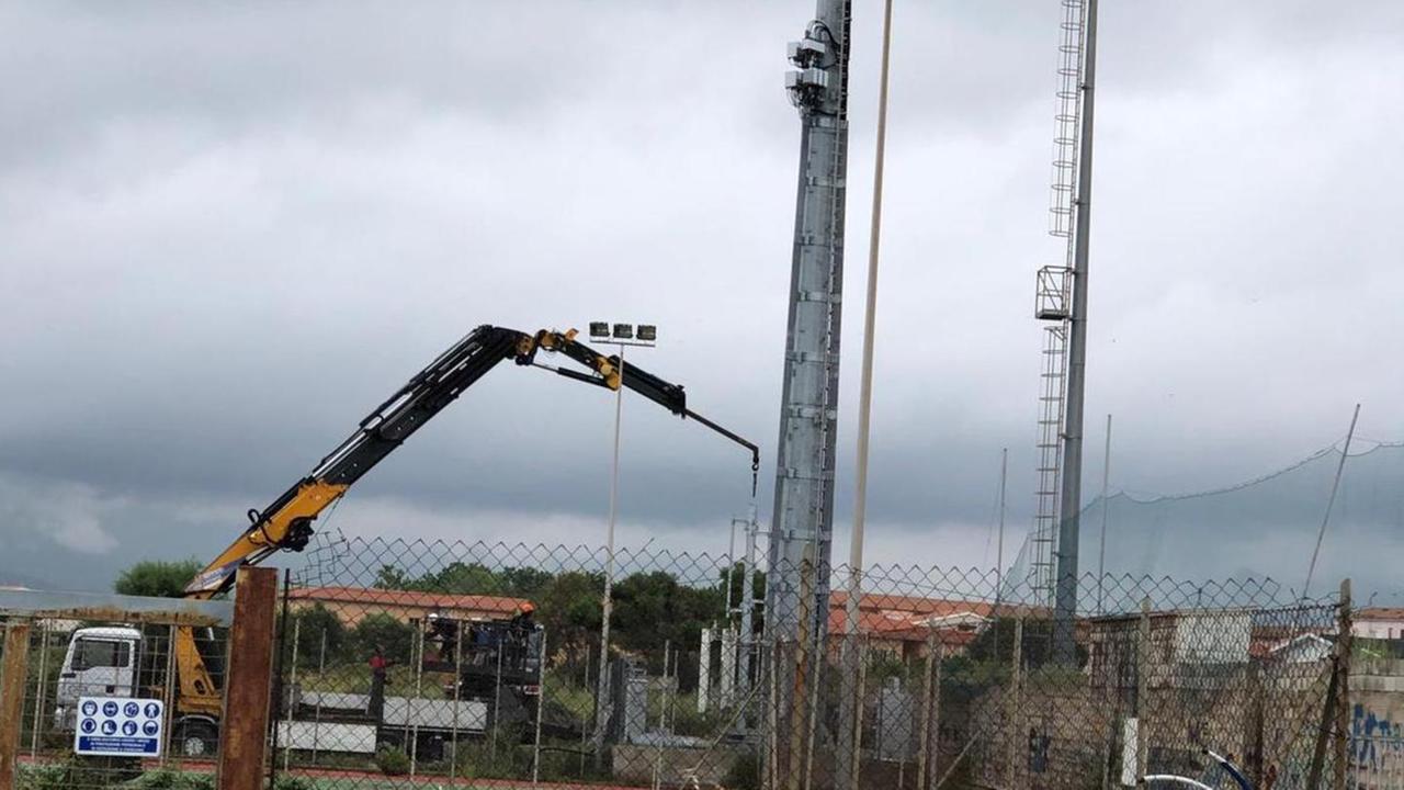 Valledoria pronta alla sollevazione contro l’antenna telefonica