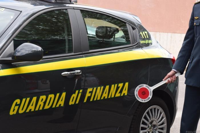 Frode e contrabbando nel settore dei carburanti: arresti e sequestri milionari