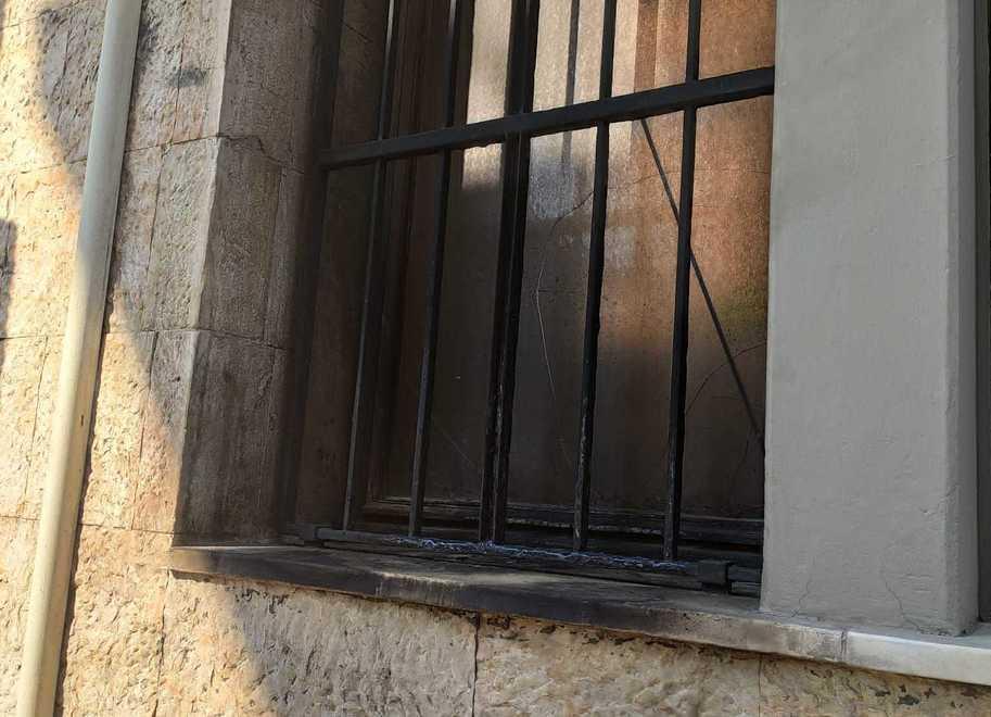 Tentano di dare fuoco alla sede dell’Inps 