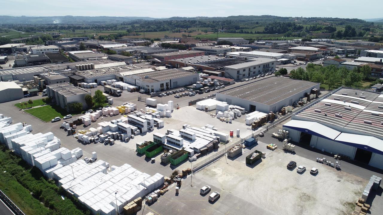Una veduta aerea della zona industriale di Terrafino (foto di Carlo Sestini)