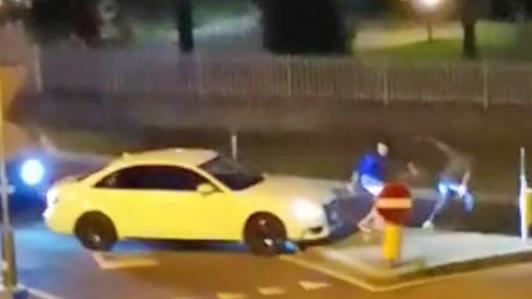 Feroce pestaggio in strada a Tressano Ferito un 40enne, caccia a sei uomini
