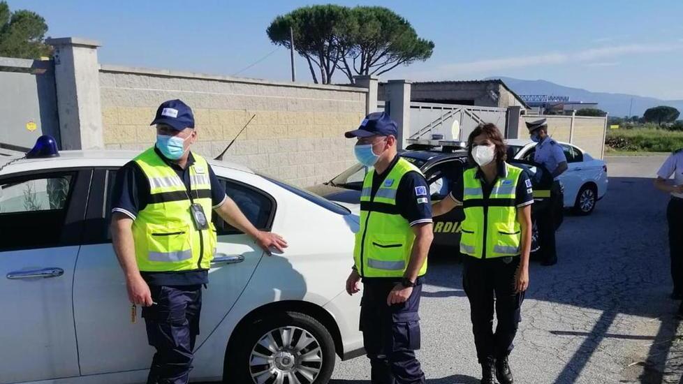 Carburante taroccato venduto per buono: il sistema e chi sono gli arrestati