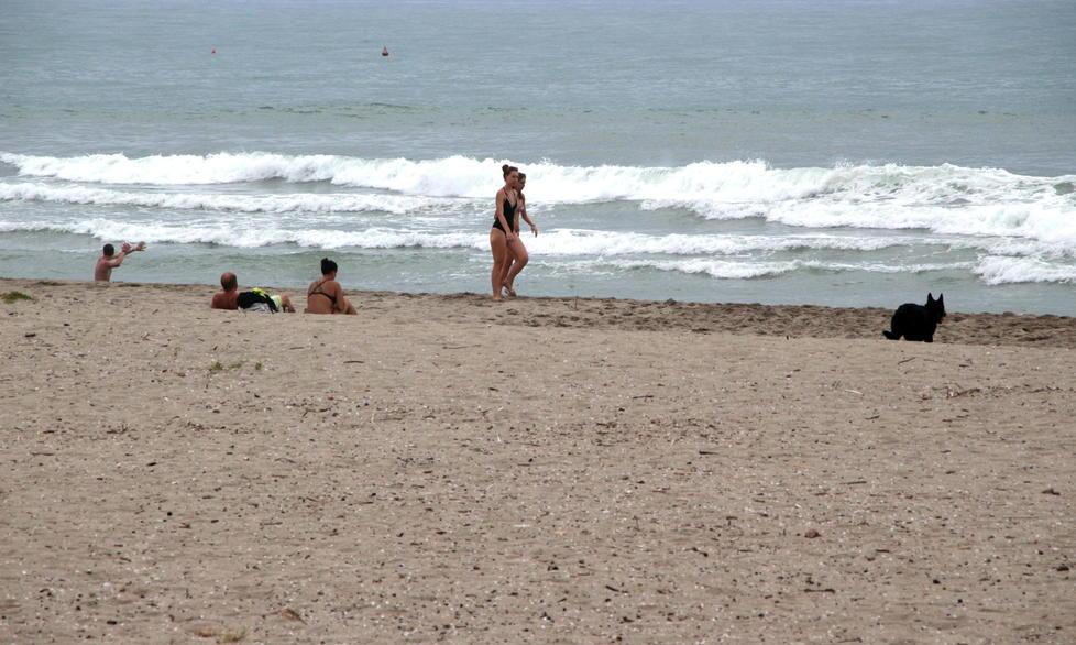 Autosanificazioni, controlli e divieti: ecco le regole definitive per le spiagge libere toscane 