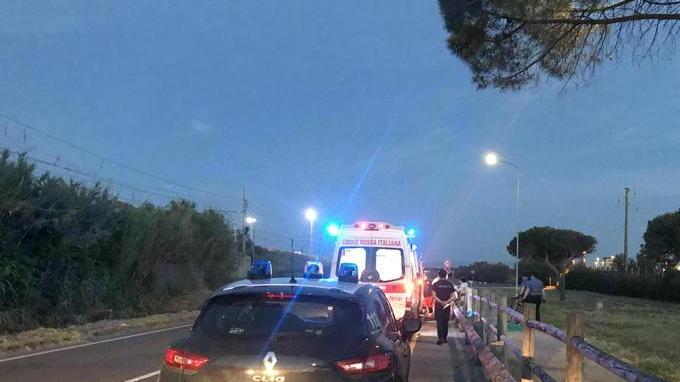Rosignanese di 66 anni muore lungo la pista ciclabile