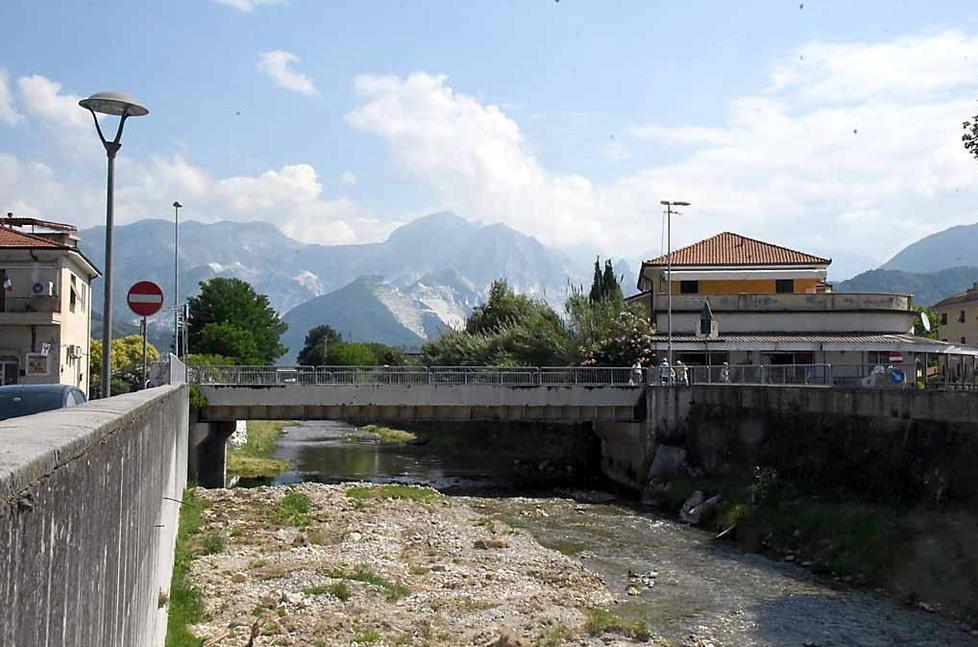 Ponte di via Giovan Pietro ad Avenza