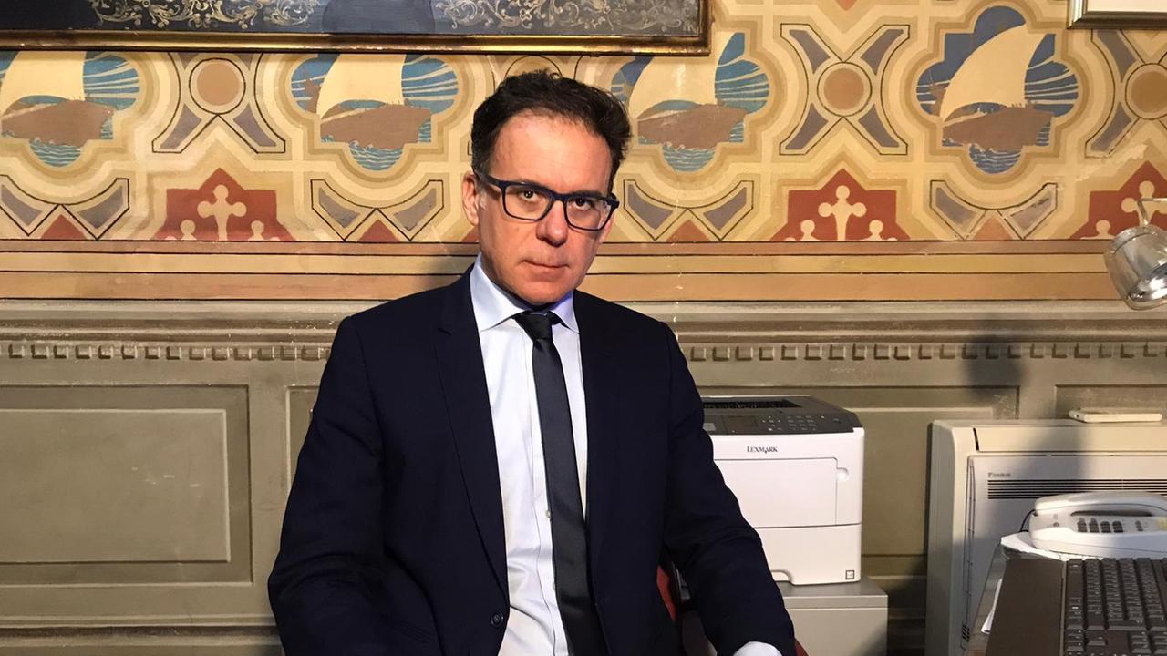 Ordinanza anti-alcol, Conti va oltre il Covid: «12 postazioni agli ex macelli per la nuova movida»