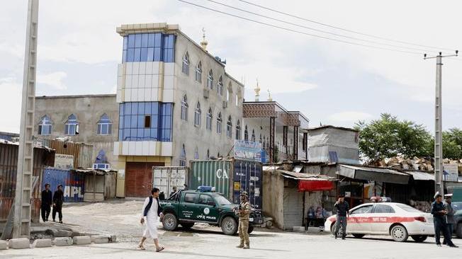 Kabul, bomba in moschea nella Green Zone