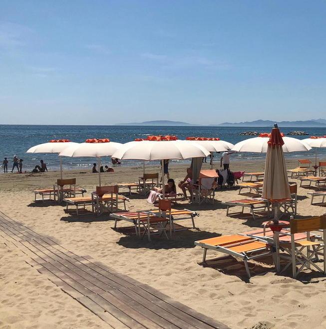 Concessioni prorogate «Anche a Follonica si applichi la legge»