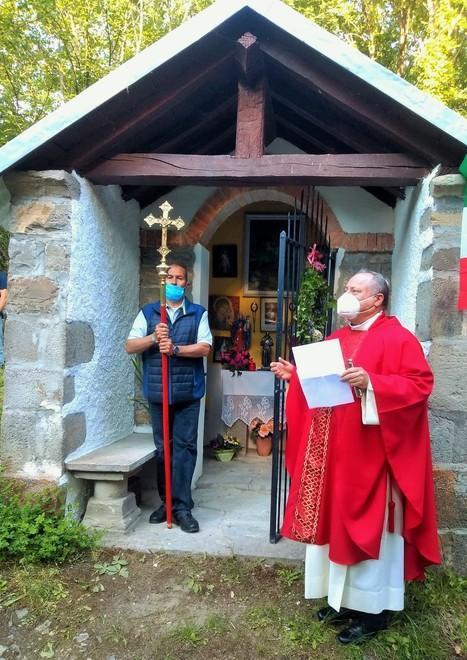 Recuperato il santuario nel bosco a Sassatella
