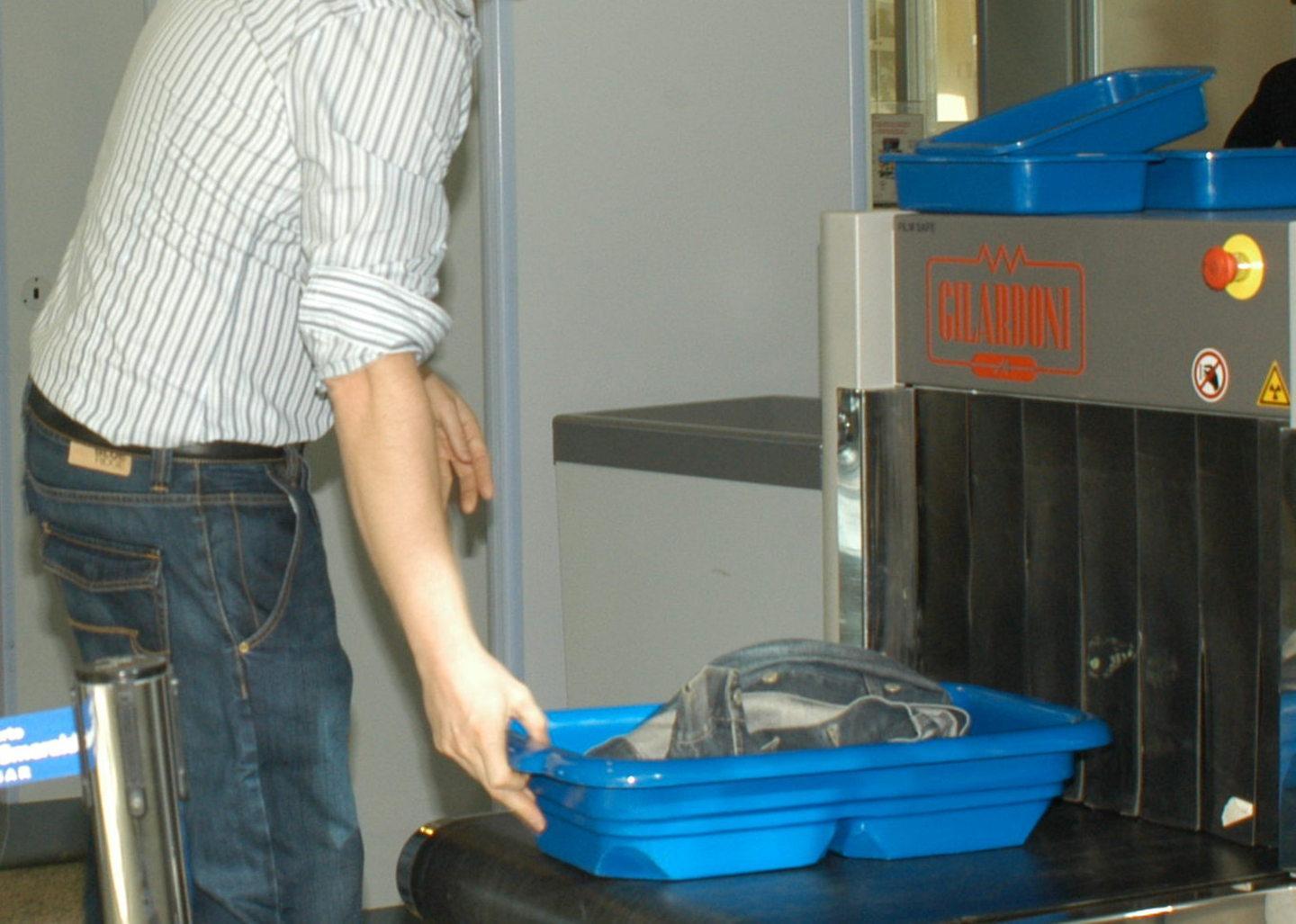 Varchi di controllo, alta tecnologia per sanificare le vaschette