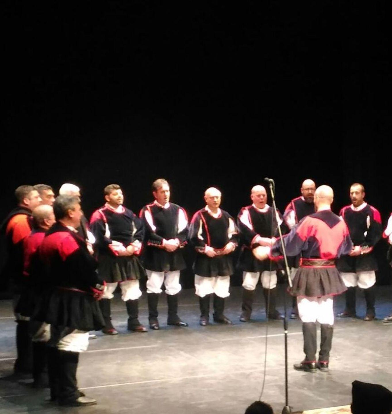 I cori sardi sono ancora a voce spenta: «Serve un protocollo, fateci cantare»