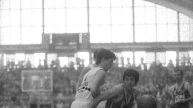 Basket, la storica impresa della PL e quel catino infuocato che gridava «serie A»