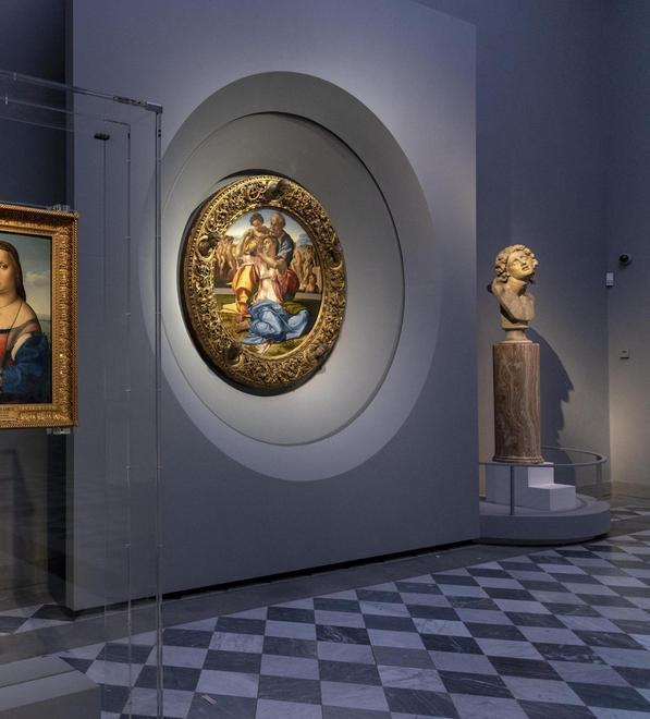 Uffizi, e venne il giorno Riaprono il museo e la loggia dei Lanzi ma con metà visitatori 