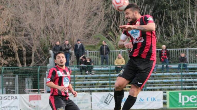 Benassi, “sciabolata” per la festa