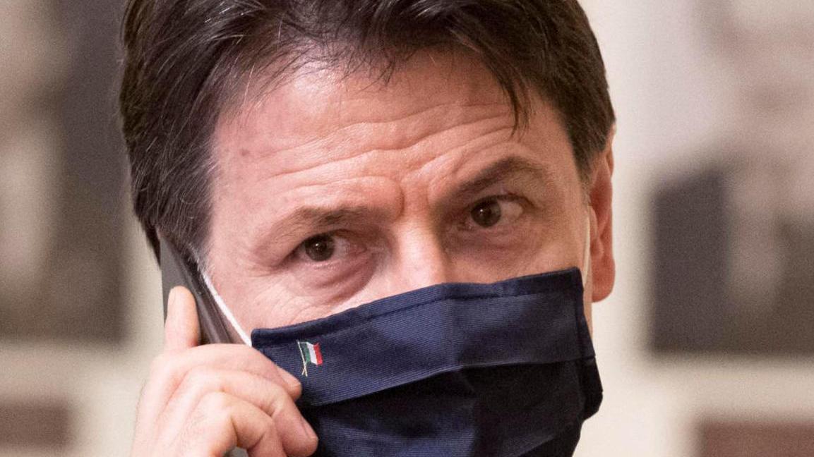 Conte: «Ora uniti nella Fase 3 sarà il momento della rinascita»