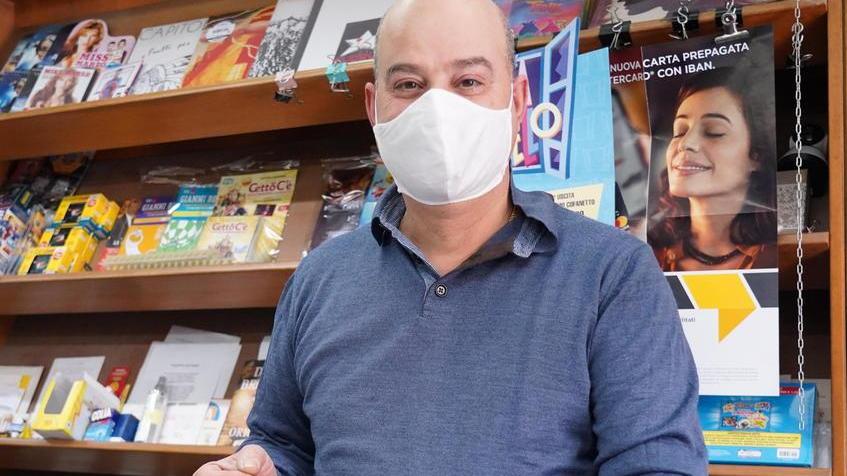 Mascherine gratis in edicola: ecco dove ritirarle a Pisa e in provincia