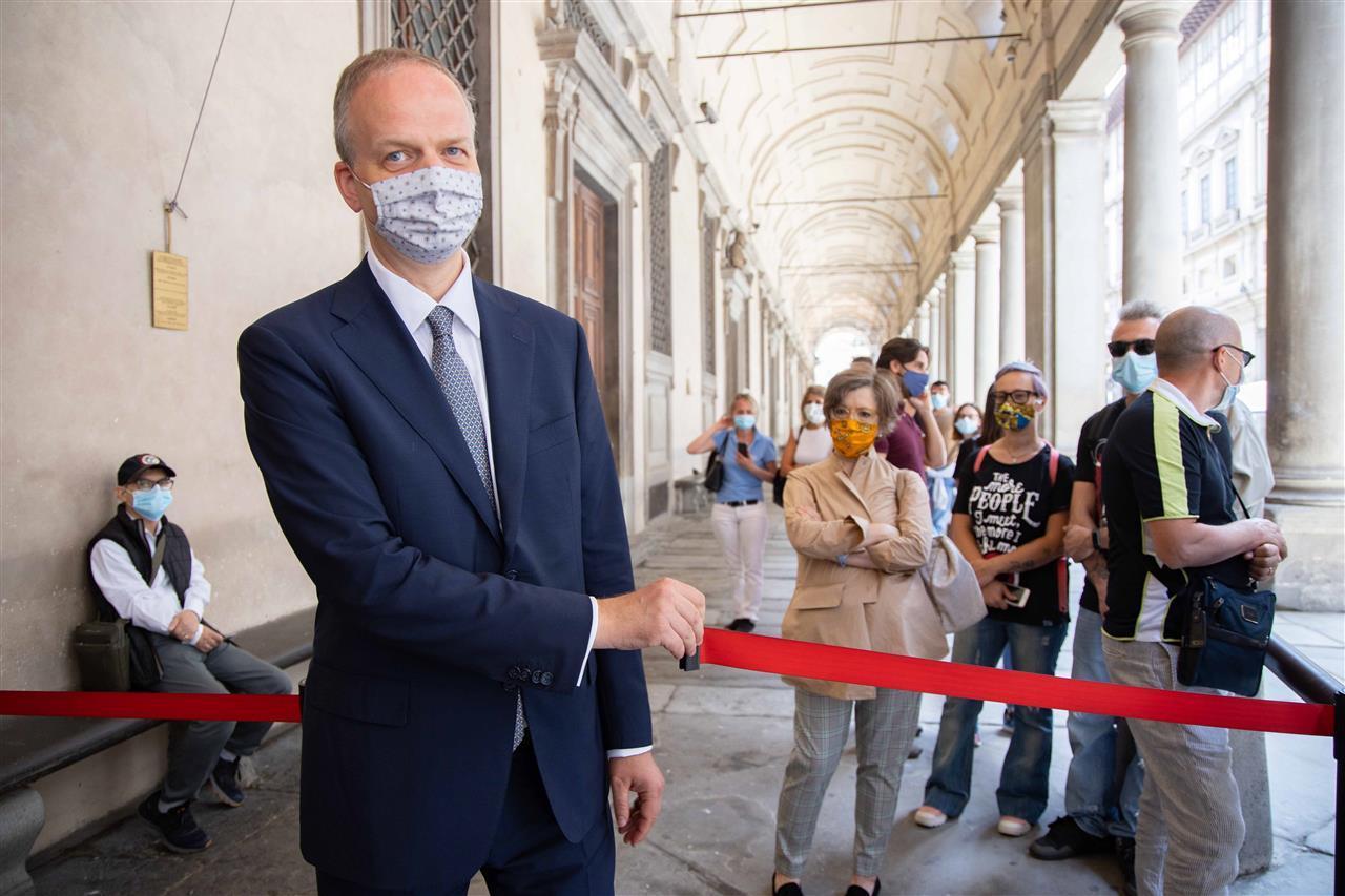 Gli Uffizi riaprono al pubblico, tornano i primi quattrocento: «Questo momento passerà alla storia» 
