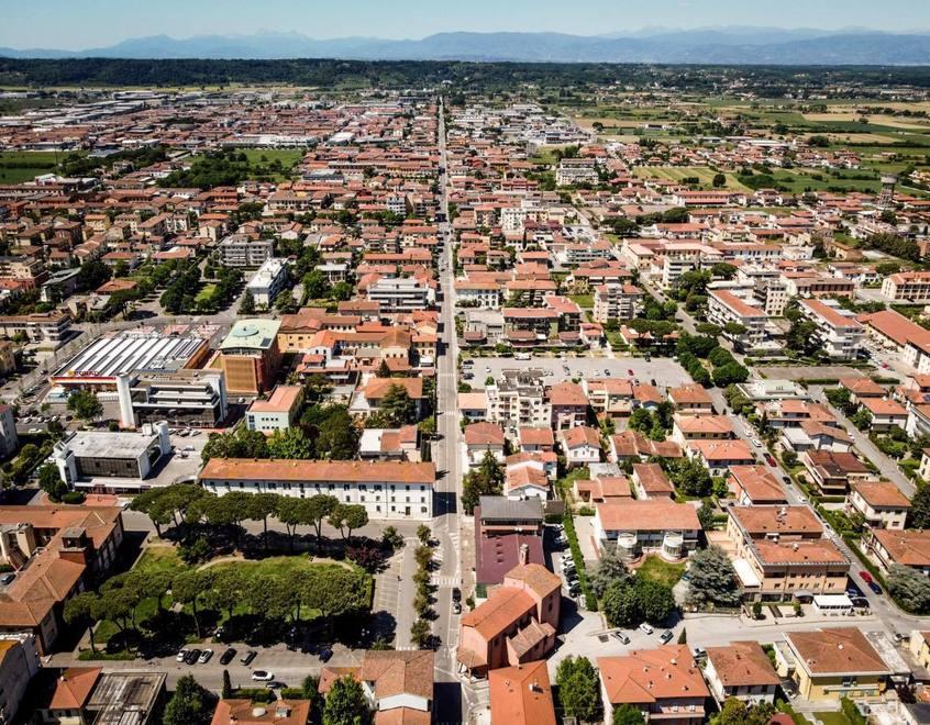 Niente Tari per tre mesi 70.000 euro di contributi e suolo gratis per i dehors 