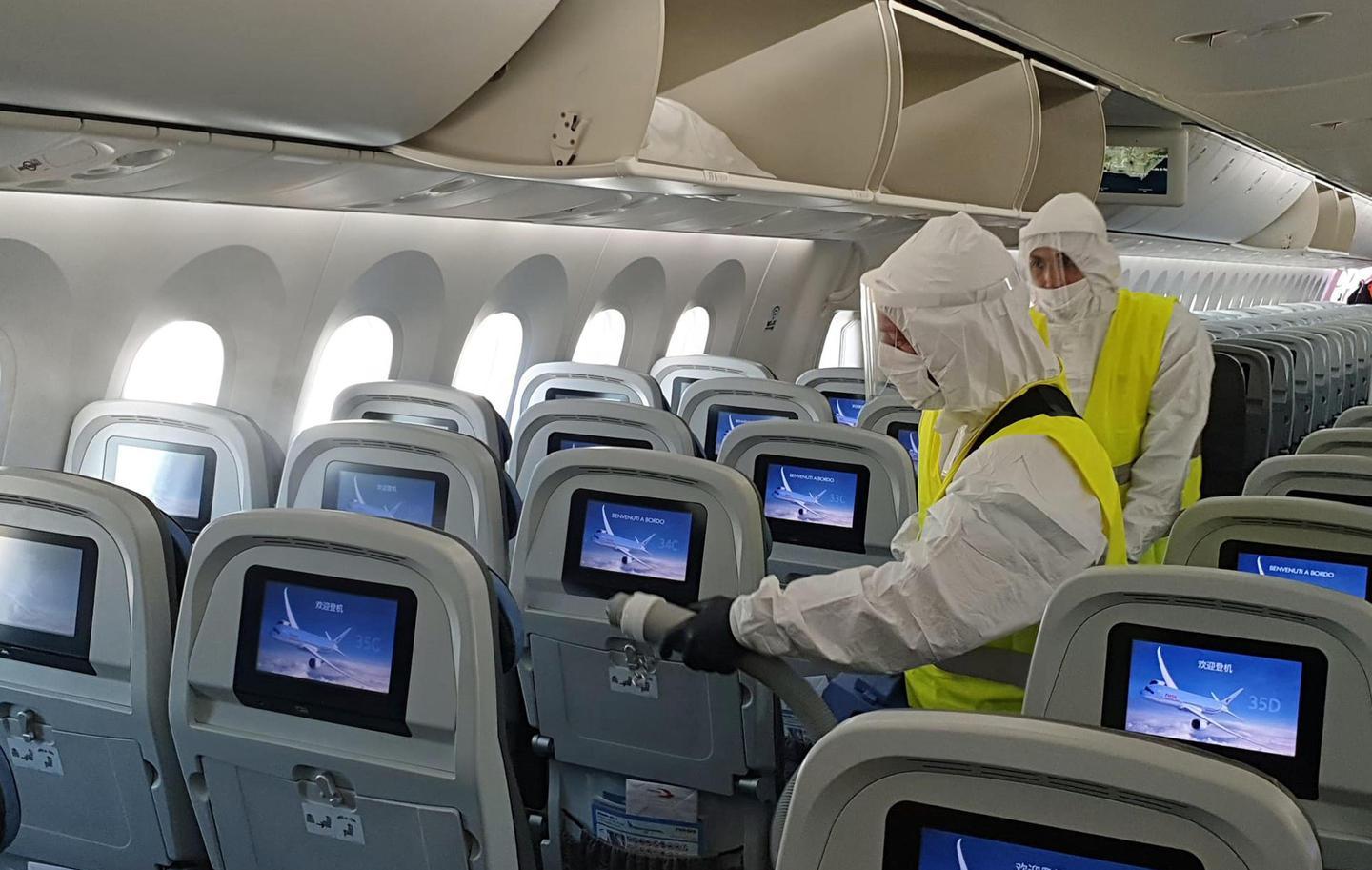 In aereo l’obbligo del sedile libero 