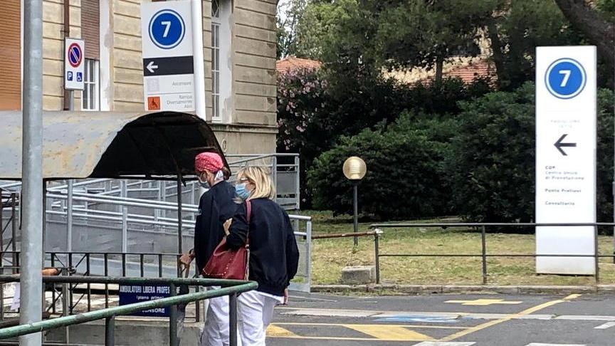 L’entrata del 7° padiglione, sede della libera professione