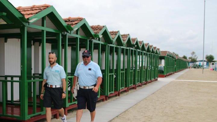 Sicurezza, igiene e sanità: al Forte arrivano in spiaggia 25 guardie giurate