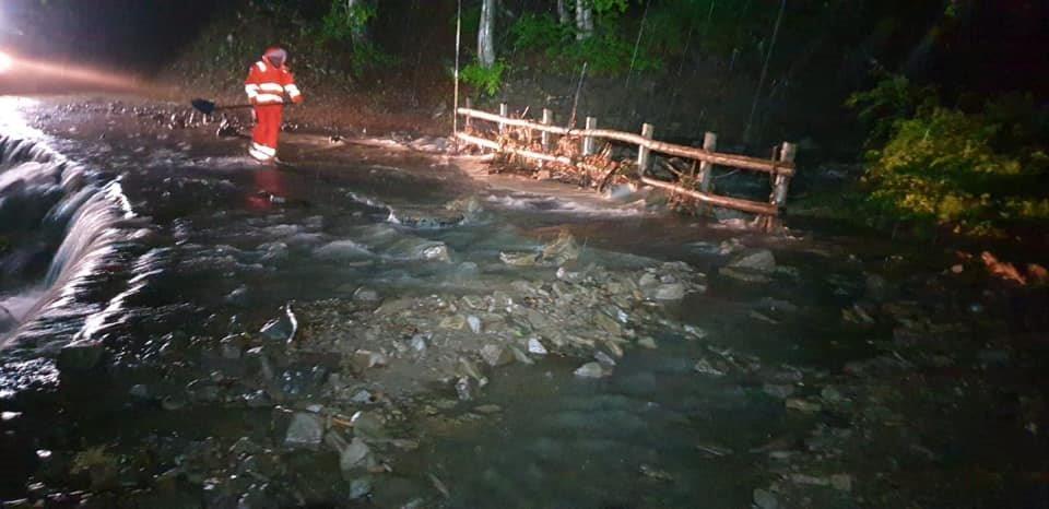 Bomba d'acqua all'Abetone, distrutte strade e piste di sci