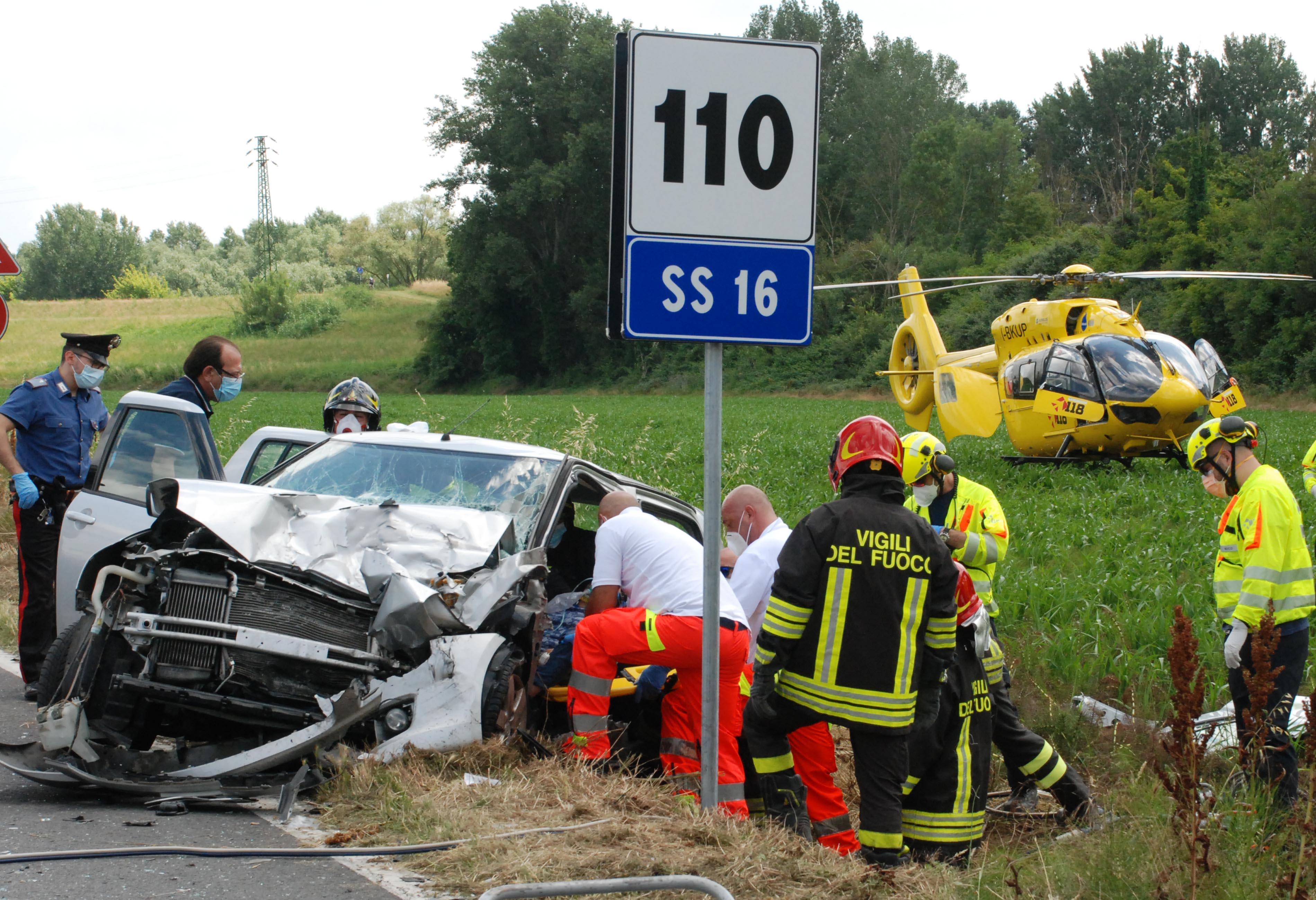 Schianto frontale a Boccaleone, grave una donna di 71 anni
