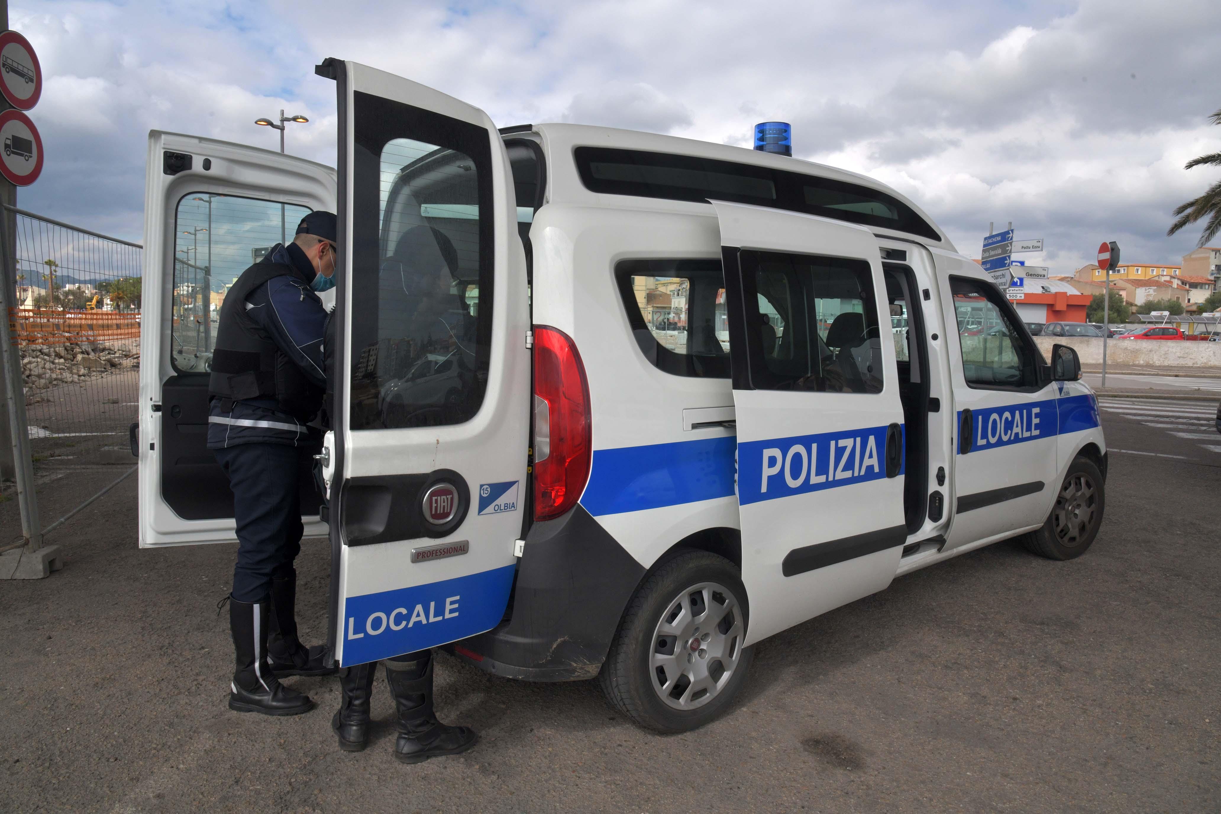 Officine e carrozzeria abusive: a Sassari sequestrato un terreno