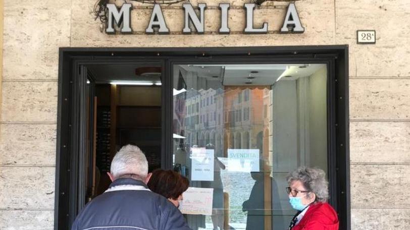 Il negozio Manila del centro storico di Correggio