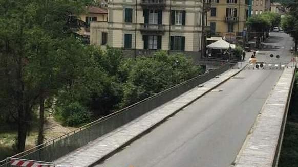 Ponte Zambeccari, i commercianti: «Siamo in ginocchio apritelo ai pedoni»