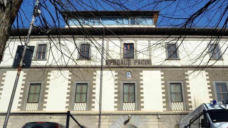 Da lunedì al Pacini chiude il reparto Covid 19
