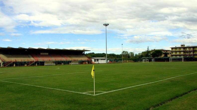 Ultimo giorno di scuola I bambini si salutano allo stadio comunale