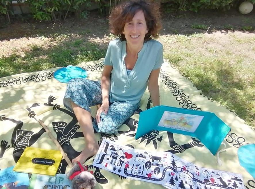 Lezioni nel parco, genitori contro la Cisl «La maestra Francesca ha fatto bene» 