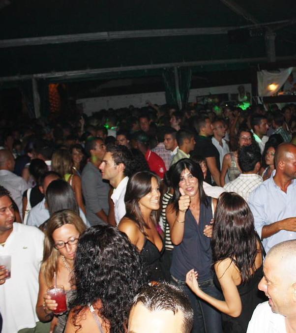 Costi alti per la musica live la movida deve aspettare 
