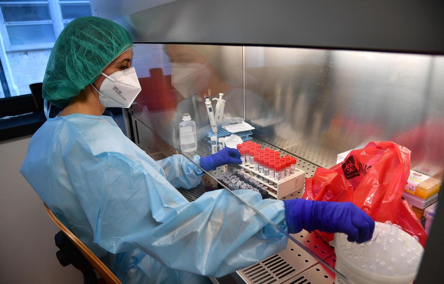 Coronavirus, tamponi positivi: Sardegna oasi felice 