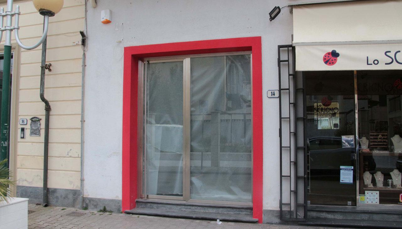 Affitti troppo alti in centro e il negozio Superga abbandona il Forte 