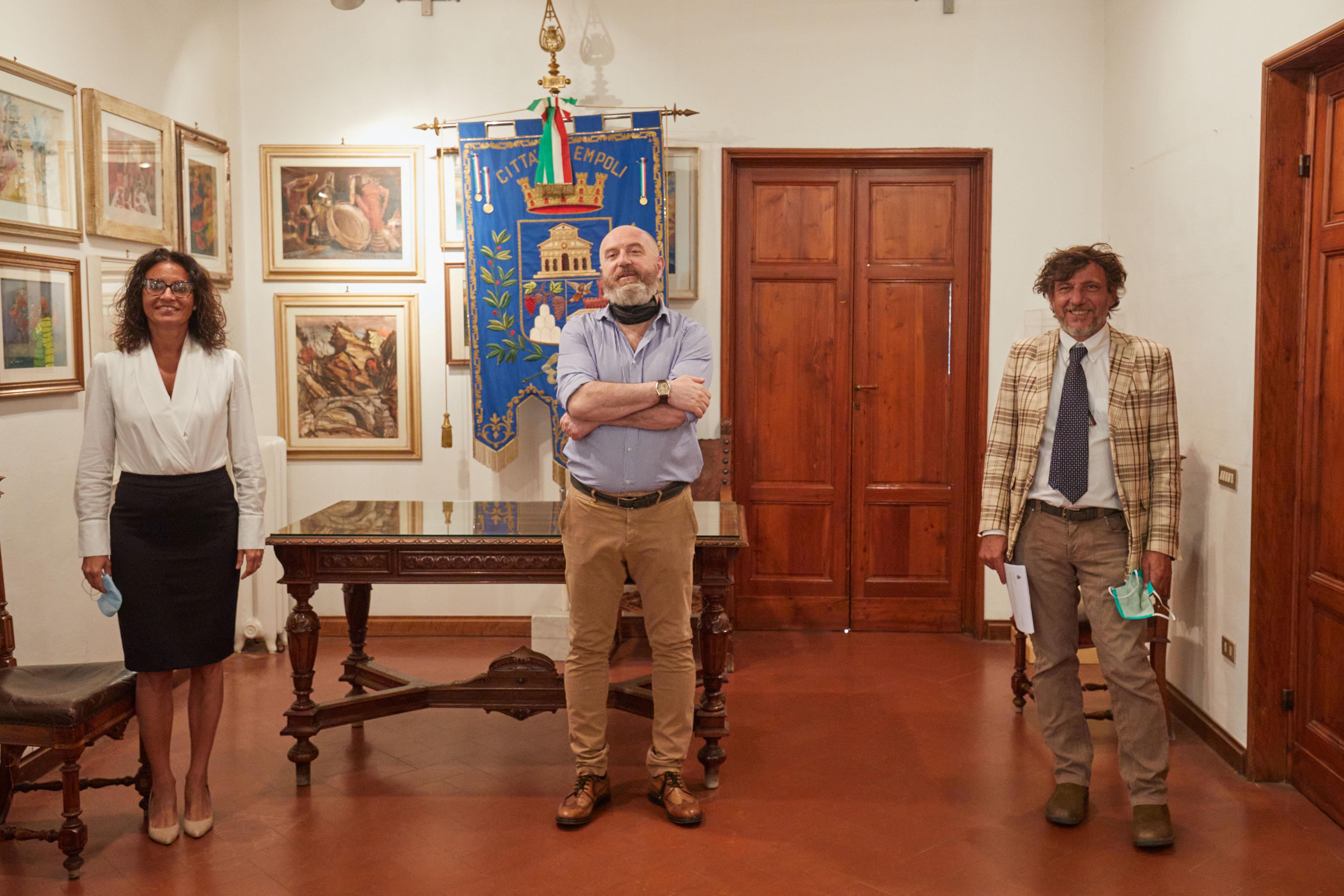La dirigente Scardigli, l’assessore all’Ambiente Marconcini e il dirigente Annunziati (foto Sestini)