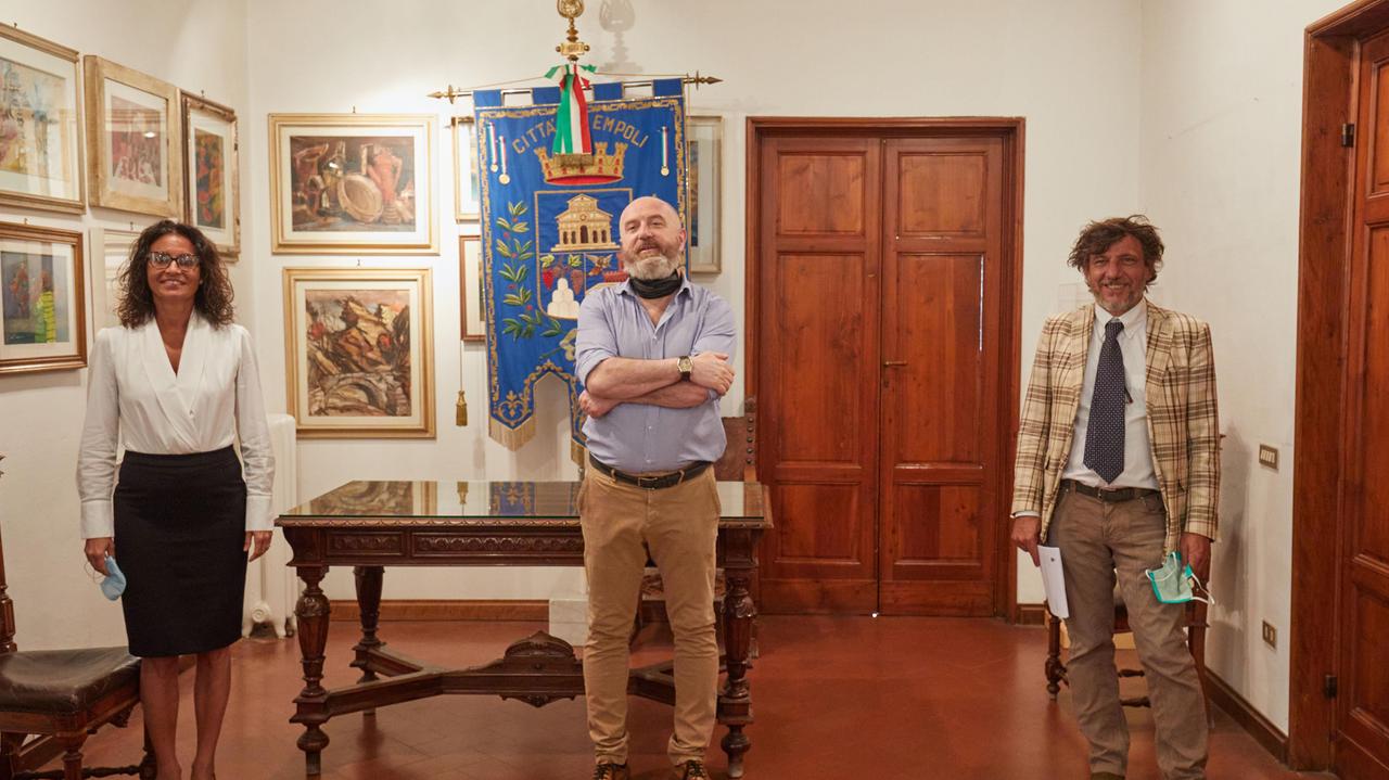 La dirigente Scardigli, l’assessore all’Ambiente Marconcini e il dirigente Annunziati (foto Sestini)