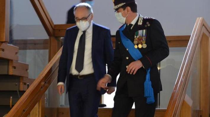 Corona d’alloro per il maresciallo Petracchi