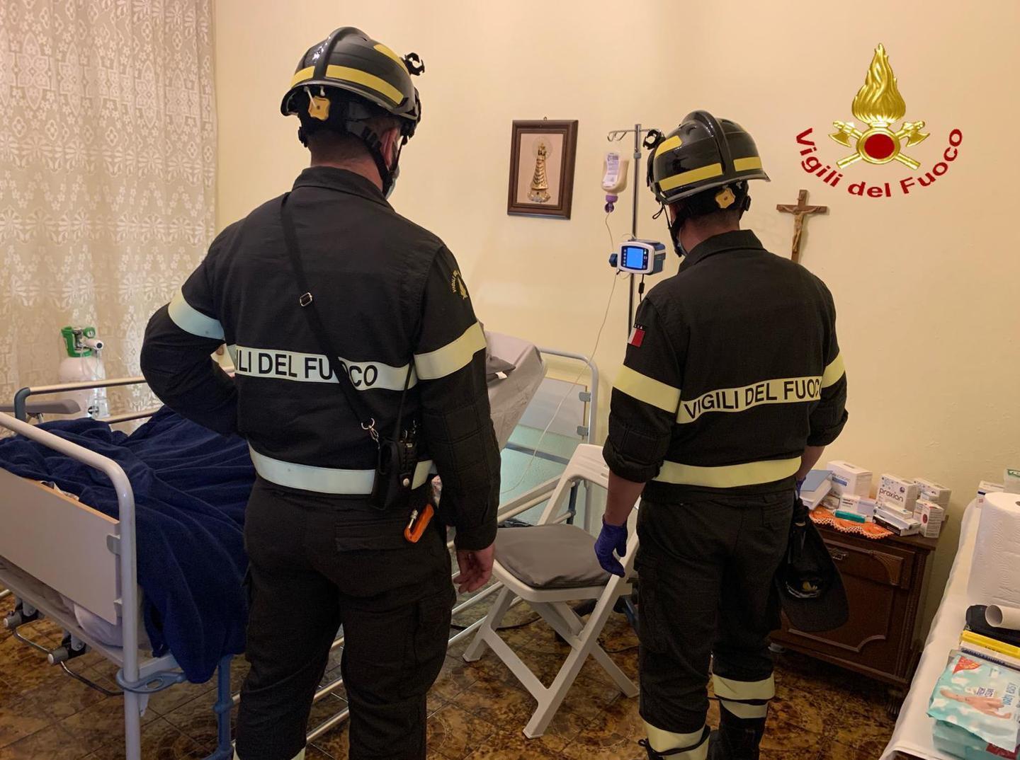 Black out a Paulilatino, il respiratore funziona grazie ai vigili del fuoco