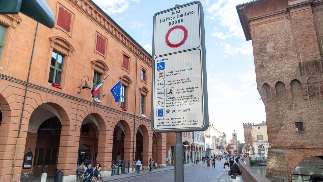 Ferrara, nuove regole in Ztl: cambiano tariffe e criteri per l'accesso gratuito