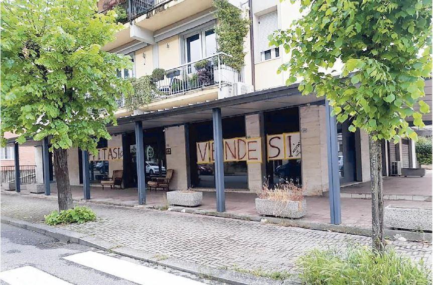 La Casina Rossa ci riprova: cento firme per avere una farmacia nel quartiere 