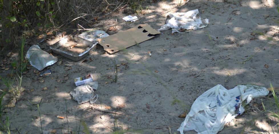 Il Parco fluviale di Sassuolo diventa una discarica 