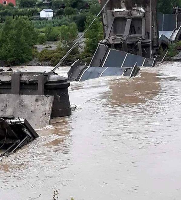 Ponte crollato tutto ancora fermo Appello di Ferri Minoranza all’attacco 