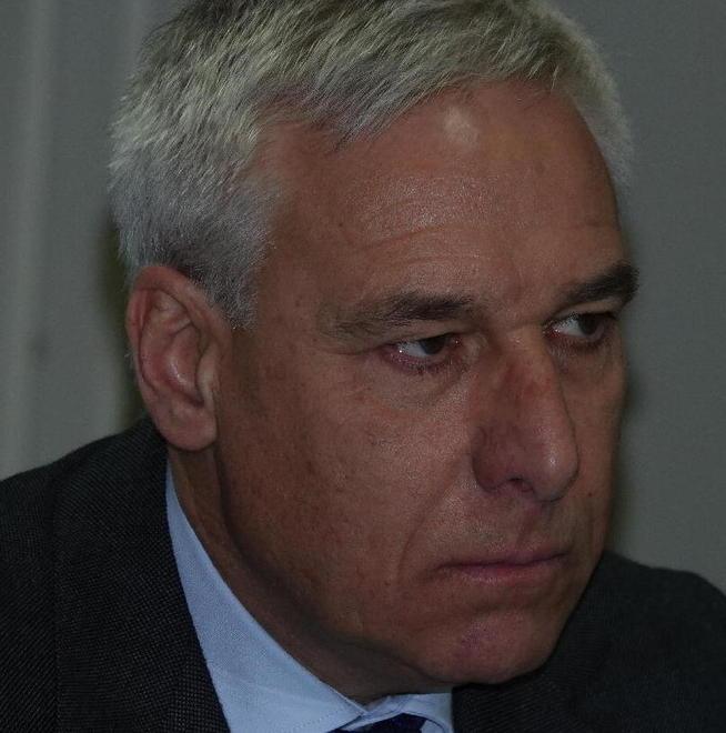 Betti: «Fatto cadere per assurdi giochi di potere» 