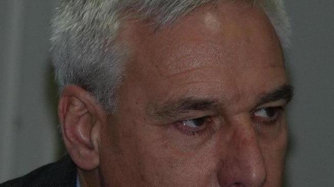 Betti: «Fatto cadere per assurdi giochi di potere»