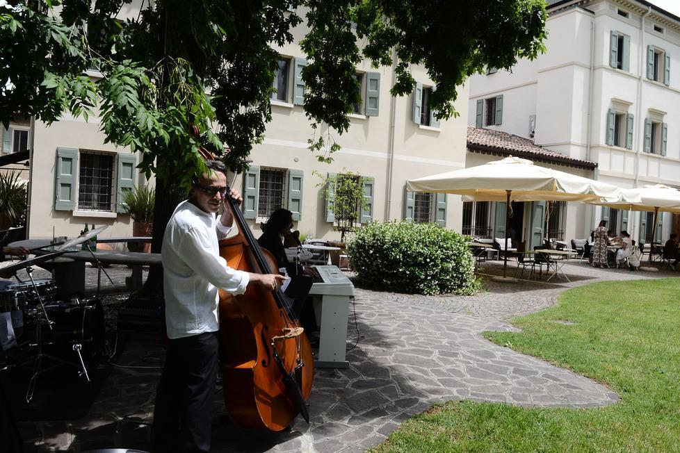 Modena il menù di Bottura per Casa Maria Luigia «Un ritorno alle origini e un inno a Modena»
