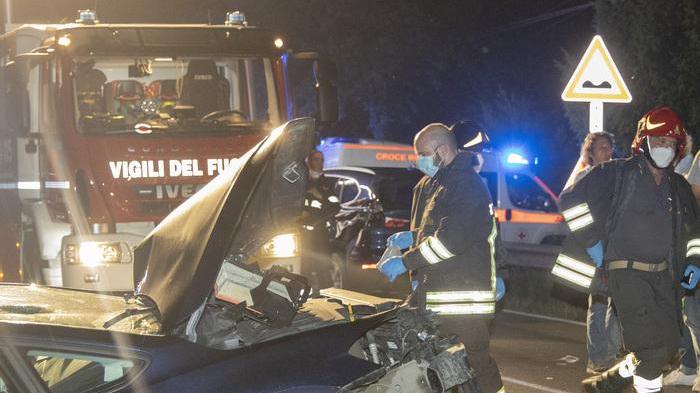 Nonantola. Sorpasso azzardato nella notte Cinque feriti tra cui un 15enne