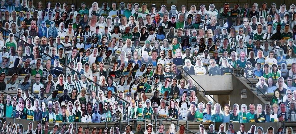 Le illusioni di cartone per sentirsi meno soli: anche l’Italia sceglie le sagome personalizzate 