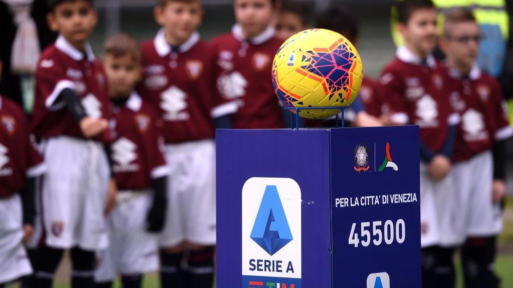 Scudetto, retrocessioni e la scelta di un piano B, è guerra tra Figc e Lega A